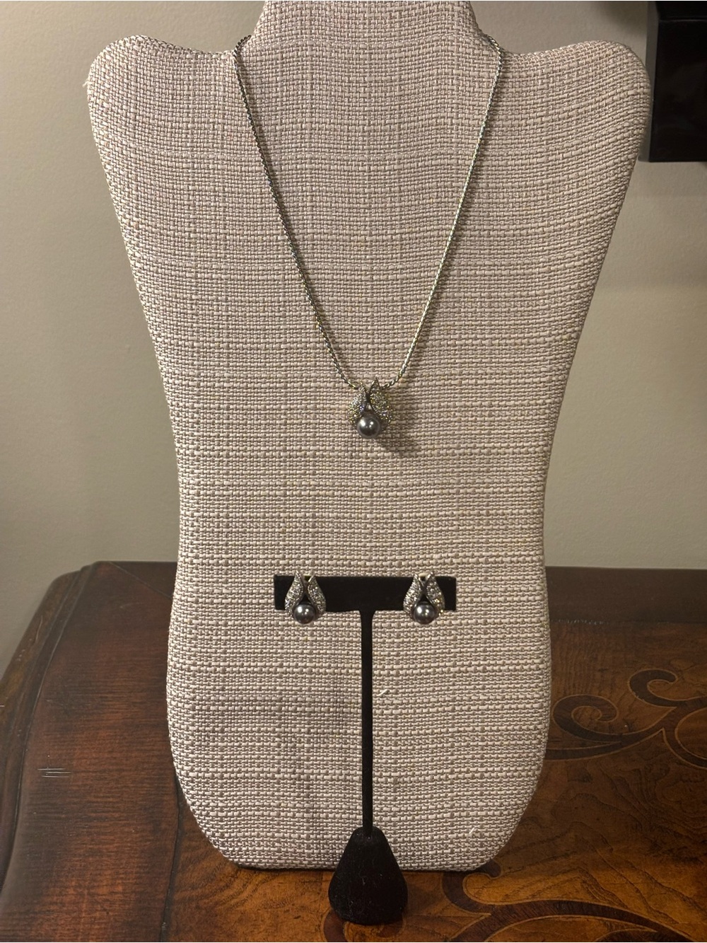Faux Pearl and Rhinestone Drop Necklace and Clip-on Earrings Set